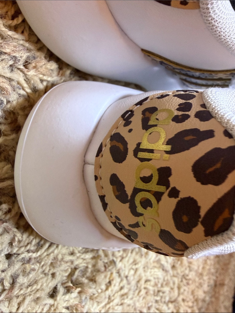 adidas White Kids Sneakers with Leopard-Print Stripes girl size 8 animal print - Picture 3 of 8
